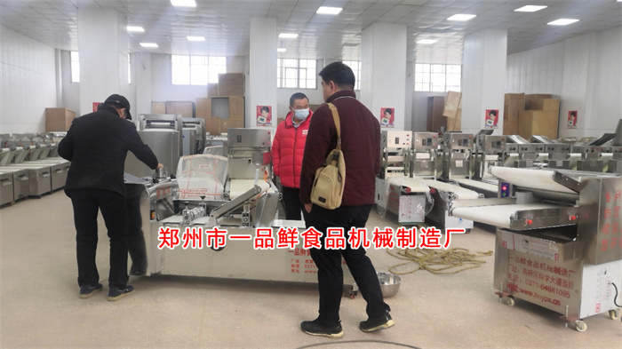 洛陽客戶訂購面館燴面機(圖4) 洛陽客戶訂購面館燴面機(圖4)