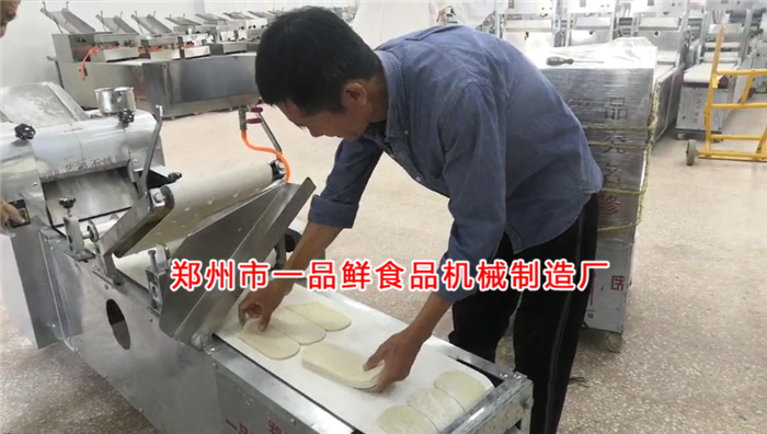 設備調試客戶親手操作 設備調試客戶親手操作