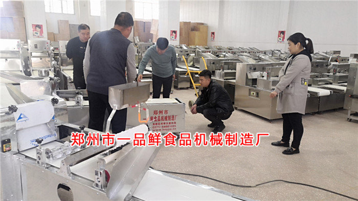 王總講解設(shè)備功能 王總講解設(shè)備功能