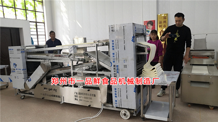 新密客戶訂購的自循環揉壓機調試完畢 新密客戶訂購的自循環揉壓機調試完畢