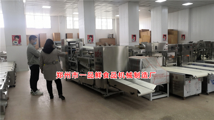 客戶考察自循環式揉壓機 客戶考察自循環式揉壓機